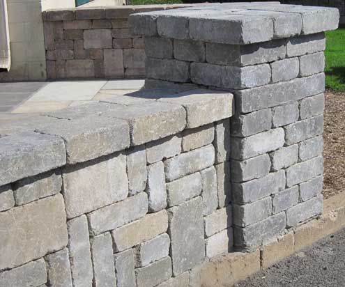 Modular block wall resembles stone