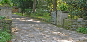 driveway paving entry